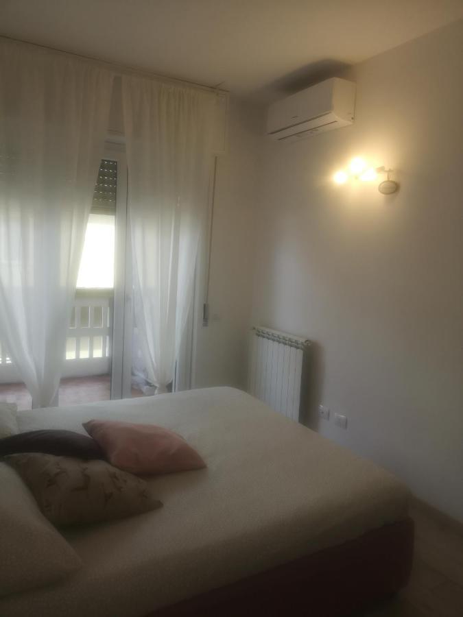 Monica'S Apartment Marina Di Carrara Dış mekan fotoğraf