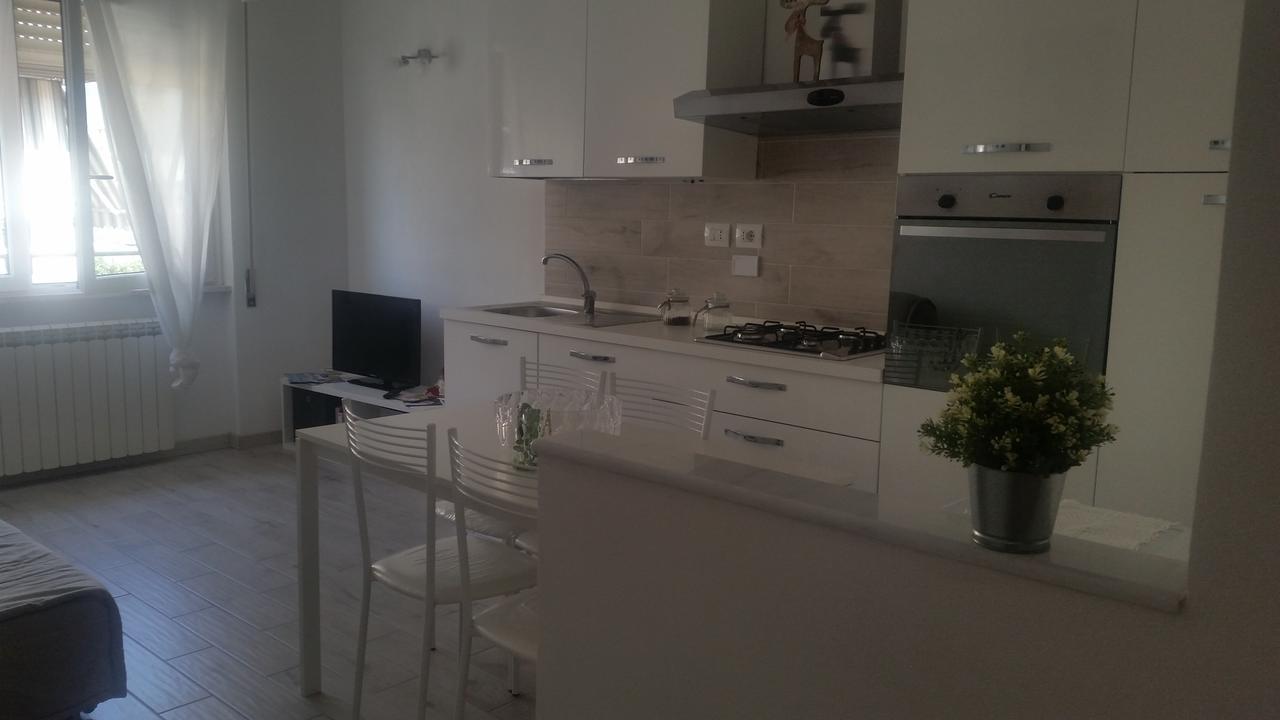 Monica'S Apartment Marina Di Carrara Dış mekan fotoğraf